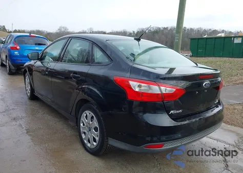 2012 Ford Focus Se из США, поврежденный, VIN 1FAHP3F2XCL419717